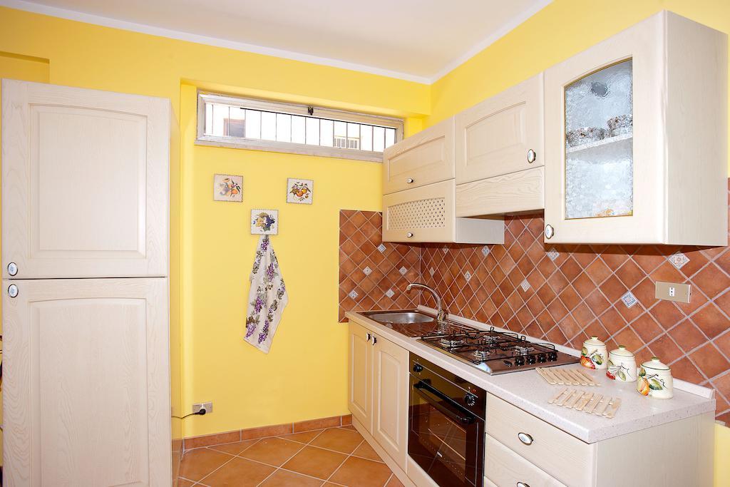 Polifemo Apartment Letojanni Exterior photo