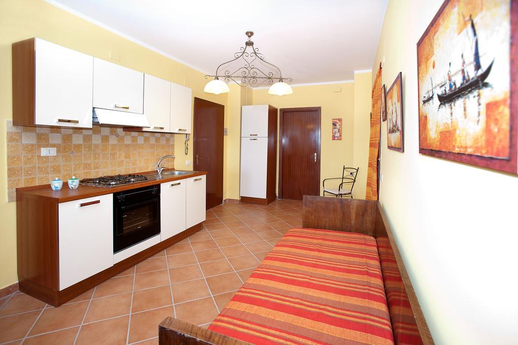 Polifemo Apartment Letojanni Exterior photo